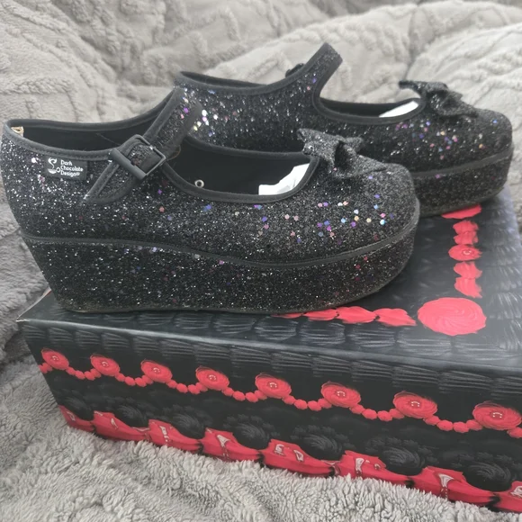 Dark Chocolate Design Black Glitter Platform Mary Jane Shoes - Picture 4 of 11